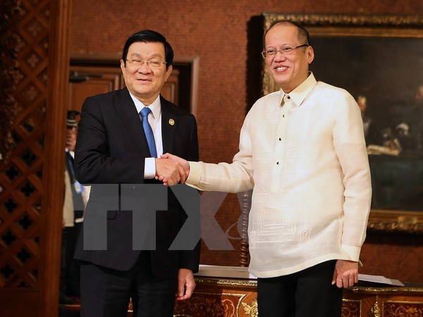 Entretien entre les présidents vietnamien et philippin ảnh 1 Entretien entre les présidents vietnamien et philippin ảnh 1