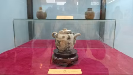 Exposition d'anciens objets du navire naufragé à Ca Mau ảnh 3