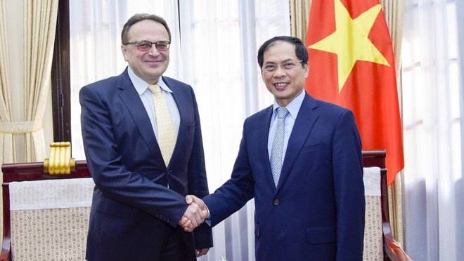 Le Vietnam tient en haute estime les aides humanitaires du Bélarus ảnh 1 Le Vietnam tient en haute estime les aides humanitaires du Bélarus ảnh 1