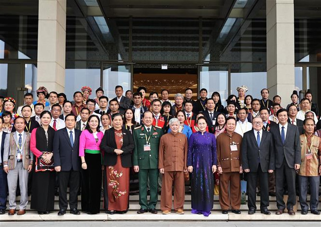 La présidente de l’AN rencontre des délégués issus d’ethnies minoritaires ảnh 1