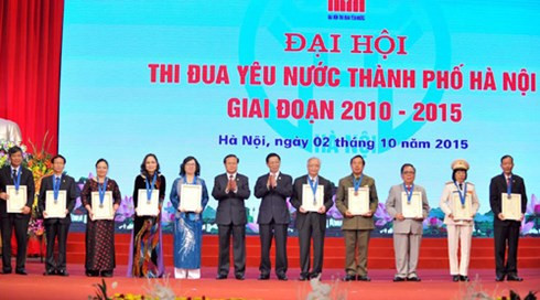 Hanoi organise son congrès d’émulation patriotique 2010-2015 ảnh 1 Hanoi organise son congrès d’émulation patriotique 2010-2015 ảnh 1