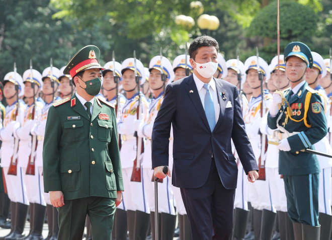 Le ministre japonais de la Défense en visite officielle au Vietnam ảnh 1 Le ministre japonais de la Défense en visite officielle au Vietnam ảnh 1