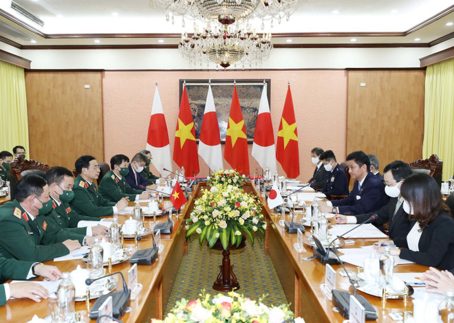 Le ministre japonais de la Défense en visite officielle au Vietnam ảnh 2 Le ministre japonais de la Défense en visite officielle au Vietnam ảnh 2