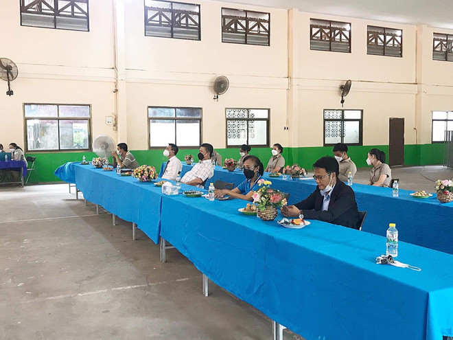 Rentrée scolaire 2021-2022 de l'école bilingue vietnamo-lao Nguyen Du ảnh 2