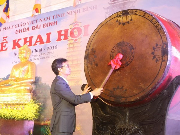 Ouverture de la Fête de la pagode Bai Dinh à Ninh Binh ảnh 1 Ouverture de la Fête de la pagode Bai Dinh à Ninh Binh ảnh 1