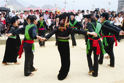 Le Têt traditionnel chez les minorités ethniques ảnh 4 Le Têt traditionnel chez les minorités ethniques ảnh 4