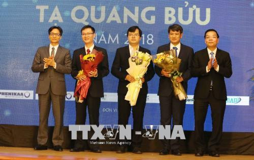Remise du prix Ta Quang Buu 2018 ảnh 1 Remise du prix Ta Quang Buu 2018 ảnh 1