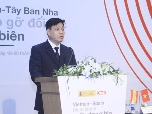 Rencontre des partenaires multisectoriels Vietnam-Espagne 2016 ảnh 1