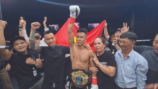 Boxe : Trân Van Thao sacré champion du monde IBA ảnh 1