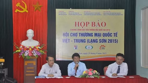Lang Son : bientôt la Foire commerciale internationale Vietnam-Chine 2015 ảnh 1