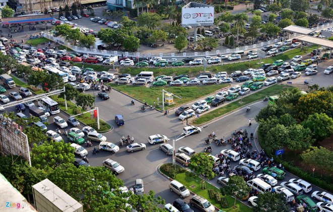 Ho Chi Minh-Ville : près de 900 milliards de dongs investis dans des projets clés ảnh 1 Ho Chi Minh-Ville : près de 900 milliards de dongs investis dans des projets clés ảnh 1