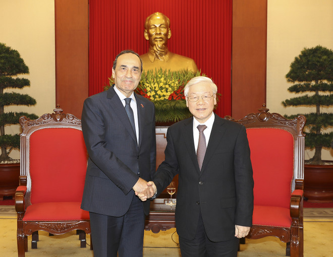Exposition de photos pour célébrer le 60e anniversaire des relations diplomatiques Vietnam - Maroc ảnh 1 Exposition de photos pour célébrer le 60e anniversaire des relations diplomatiques Vietnam - Maroc ảnh 1