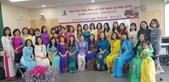 Les associations, un appui de taille pour les femmes vietnamiennes à l’étranger ảnh 3 Les associations, un appui de taille pour les femmes vietnamiennes à l’étranger ảnh 3