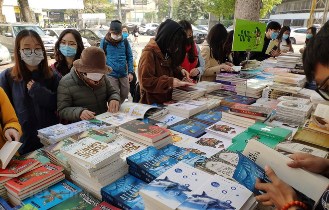 Le secteur de l'édition en 2021 surmonte les difficultés pour se développer ảnh 1 Le secteur de l'édition en 2021 surmonte les difficultés pour se développer ảnh 1