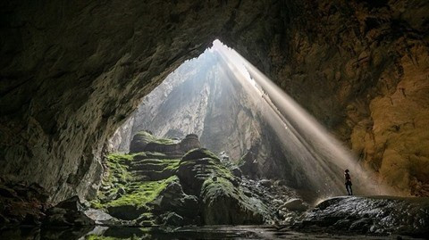 Quang Binh réduira de moitié les frais d'entrée dans ses célèbres grottes en 2022 ảnh 1