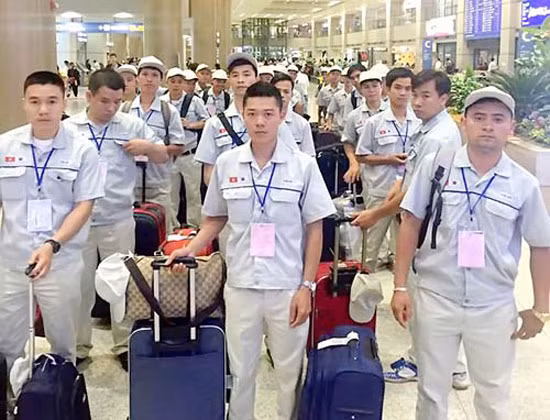 Le Vietnam compte envoyer 90.000 travailleurs à l’étranger en 2021 ảnh 1