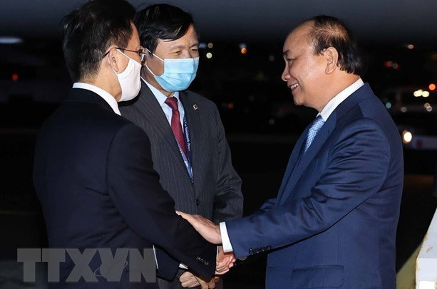 Le président Nguyen Xuan Phuc reçoit des amis américains ảnh 1 Le président Nguyen Xuan Phuc reçoit des amis américains ảnh 1