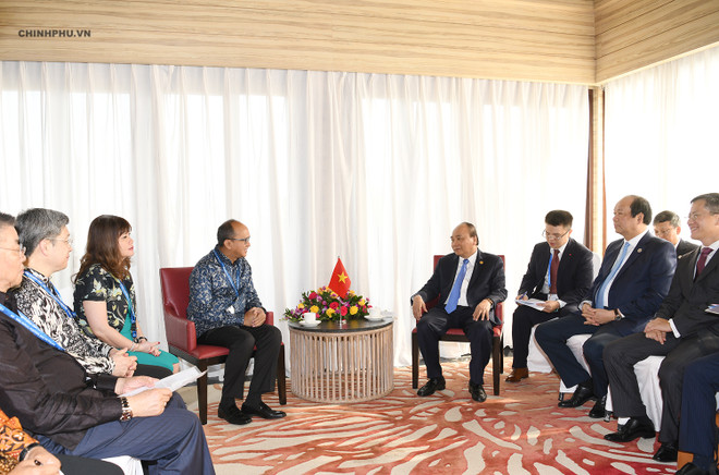 Le PM Nguyen Xuan Phuc rencontre des hommes d’affaires indonésiens ảnh 2 Le PM Nguyen Xuan Phuc rencontre des hommes d’affaires indonésiens ảnh 2