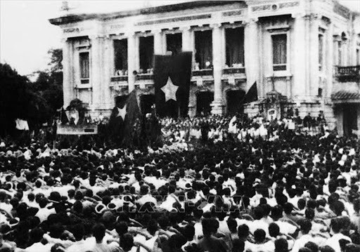 Le Parti est le facteur décisif de toutes les victoires de la révolution vietnamienne ảnh 2