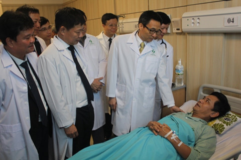 Veiller davantage aux soins des personnes âgées ảnh 2 Veiller davantage aux soins des personnes âgées ảnh 2