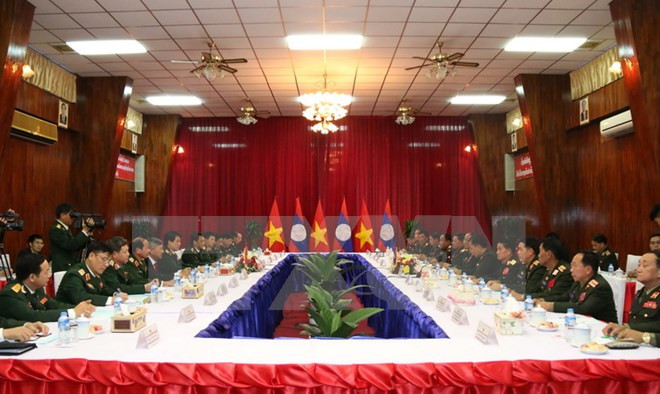 Des dirigeants laotiens apprécient la coopération militaire avec le Vietnam ảnh 2 Des dirigeants laotiens apprécient la coopération militaire avec le Vietnam ảnh 2