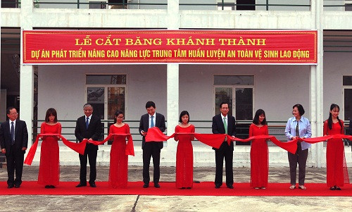 Aide sud-coréenne dans l'amélioration de la sécurité et de la santé au travail ảnh 1 Aide sud-coréenne dans l'amélioration de la sécurité et de la santé au travail ảnh 1
