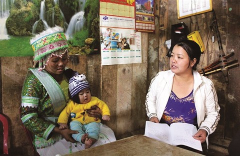 Nécessité de politiques prioritaires pour les sages-femmes des régions reculées ảnh 1 Nécessité de politiques prioritaires pour les sages-femmes des régions reculées ảnh 1