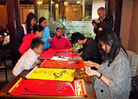 L’association française qui donne un coup de pouce à des enfants démunis à Hanoi ảnh 3