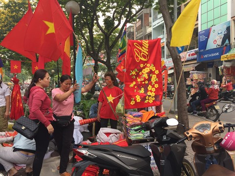Championnat d’Asie U23: les drapeaux et banderoles en rupture de stock ảnh 1 Championnat d’Asie U23: les drapeaux et banderoles en rupture de stock ảnh 1