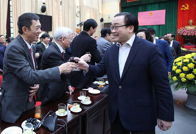 Hanoi: rencontre avec des artistes, des intellectuels et des dignitaires religieux ảnh 1