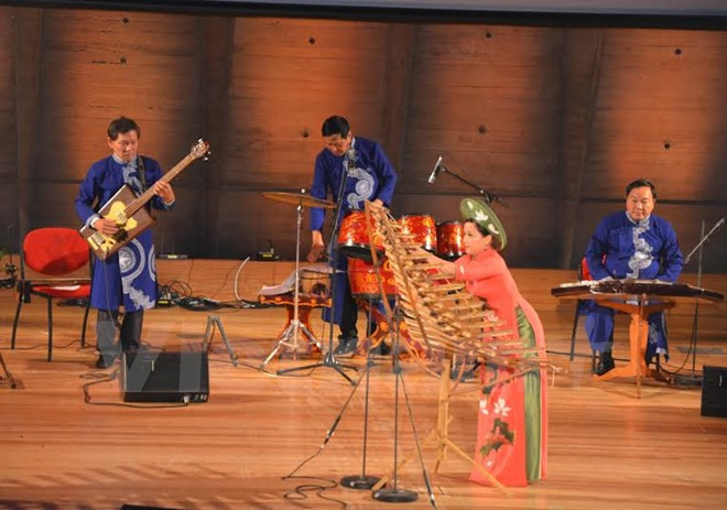 Hanoi d’antan et d’aujourd’hui se dévoile en musique au coeur de Paris ảnh 1 Hanoi d’antan et d’aujourd’hui se dévoile en musique au coeur de Paris ảnh 1