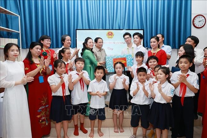 Le PM Pham Minh Chinh visite des établissements éducatifs d'enfants défavorisés ảnh 2 Le PM Pham Minh Chinh visite des établissements éducatifs d'enfants défavorisés ảnh 2