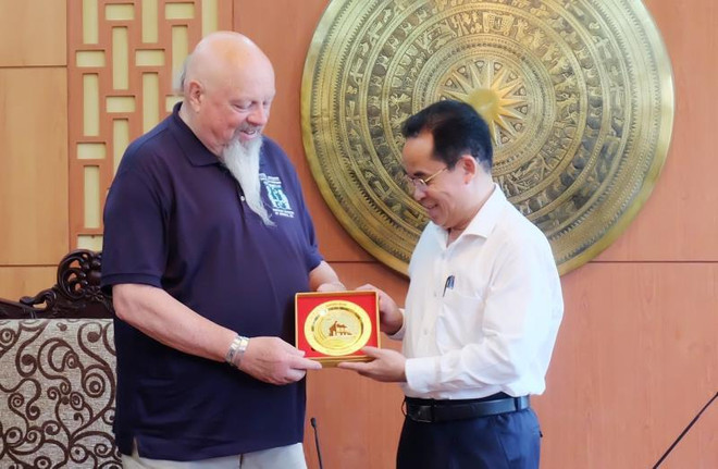 Coordonner avec les vétérans américains au Vietnam dans le règlement des conséquences de la guerre ảnh 1 Coordonner avec les vétérans américains au Vietnam dans le règlement des conséquences de la guerre ảnh 1