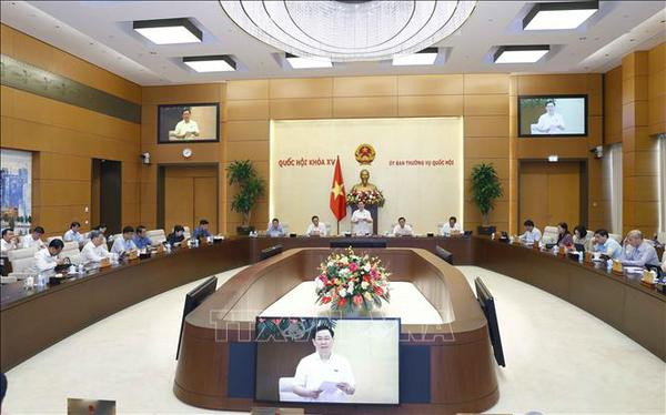 Le Comité permanent de l’AN entame la réunion sur la législation ảnh 2 Le Comité permanent de l’AN entame la réunion sur la législation ảnh 2