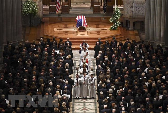 Décès de l’ex-président américain George H.W. Bush : Message de condoléances du Vietnam ảnh 1 Décès de l’ex-président américain George H.W. Bush : Message de condoléances du Vietnam ảnh 1