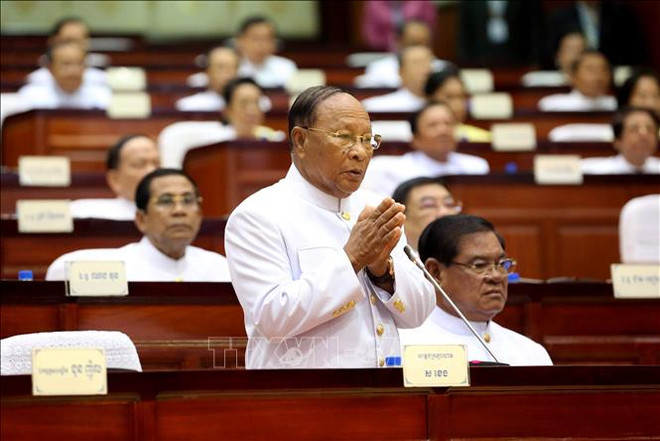 Un mémoire du président de l’Assemblée nationale du Cambodge Heng Samrin voit le jour ảnh 1 Un mémoire du président de l’Assemblée nationale du Cambodge Heng Samrin voit le jour ảnh 1