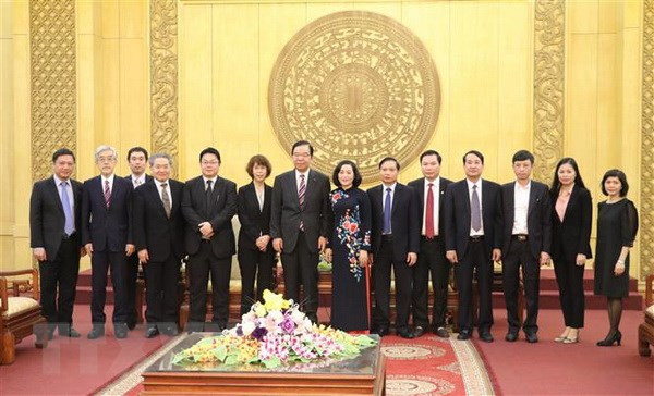Une délégation du Parti communiste japonais en visite à Ninh Binh ảnh 1 Une délégation du Parti communiste japonais en visite à Ninh Binh ảnh 1