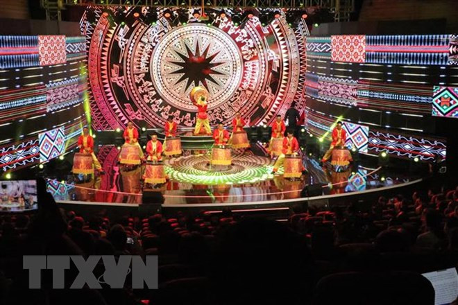 Ouverture du 38e Festival national de la Télévision à Lam Dong ảnh 1