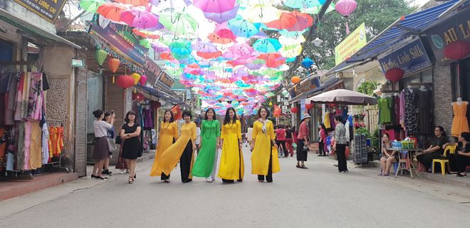 "Van Phuc – mille ans de soie" ảnh 2