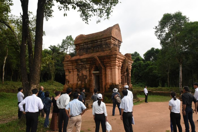Coopération efficace dans la restauration des tours dans le sanctuaire de My Son ảnh 1