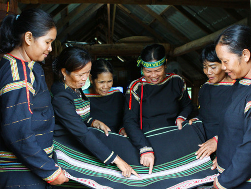 La 1ère Fête de la brocatelle du Vietnam à Dak Nong ảnh 1