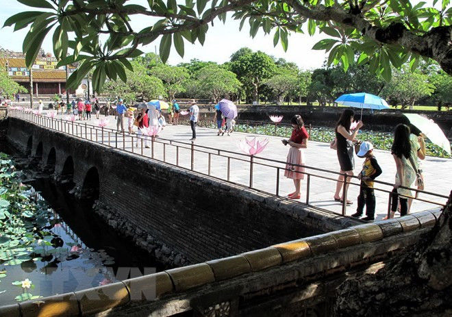Thua Thien-Hue attire 4,55 millions de visiteurs en onze mois ảnh 1 Thua Thien-Hue attire 4,55 millions de visiteurs en onze mois ảnh 1