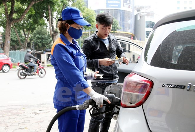 Les prix des carburants sont en baisse ảnh 1