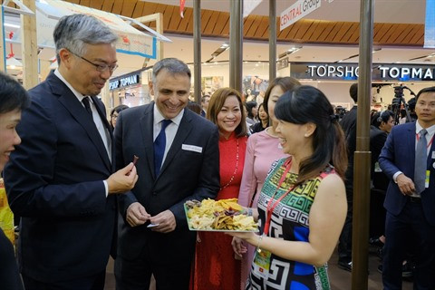 Les entreprises vietnamiennes approchent le marché de vente en détail thaïlandais ảnh 2