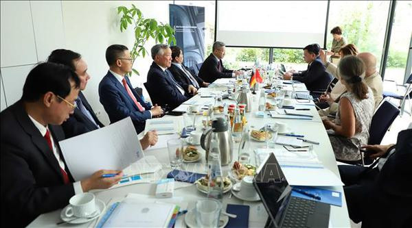 Le président de la Cour populaire suprême en visite en Allemagne ảnh 2 Le président de la Cour populaire suprême en visite en Allemagne ảnh 2