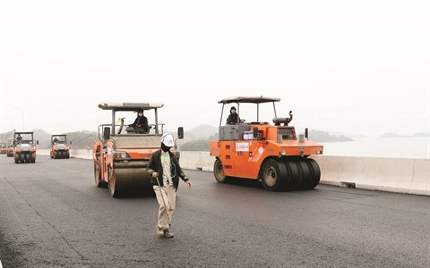 Quang Ninh poursuit son envol avec l’autoroute Vân Dôn - Mong Cai ảnh 1 Quang Ninh poursuit son envol avec l’autoroute Vân Dôn - Mong Cai ảnh 1