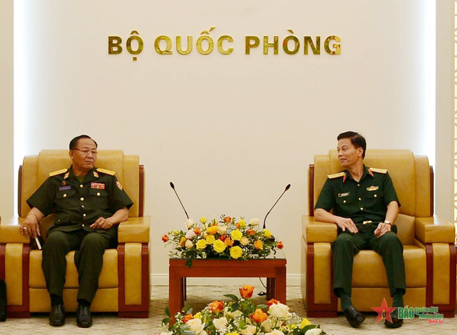Les armées du Vietnam et du Laos renforcent leur coopération ảnh 1 Les armées du Vietnam et du Laos renforcent leur coopération ảnh 1