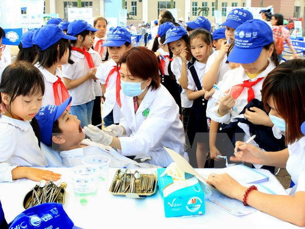 Conférence d'odonto-maxillo-faciologie à Hanoi ảnh 1