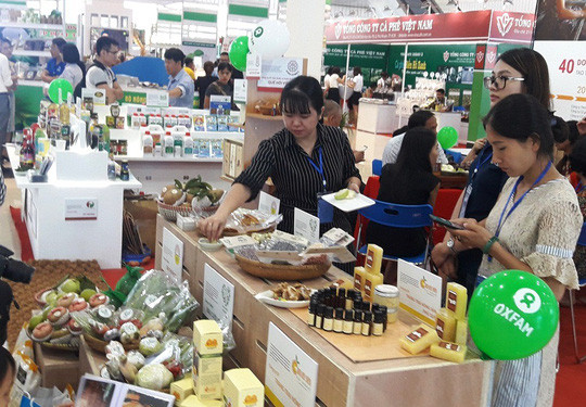 Ouverture de la foire-expo internationale de l’agriculture AgroViet 2018 à Da Nang ảnh 1