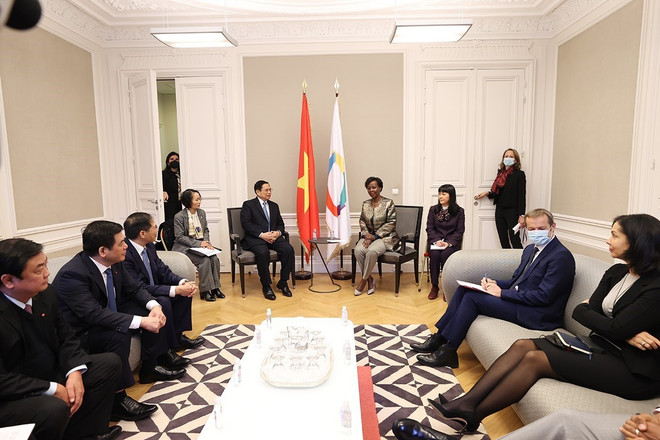 Le PM Pham Minh Chinh s’entretient avec la secrétaire générale de l’OIF ảnh 1 Le PM Pham Minh Chinh s’entretient avec la secrétaire générale de l’OIF ảnh 1